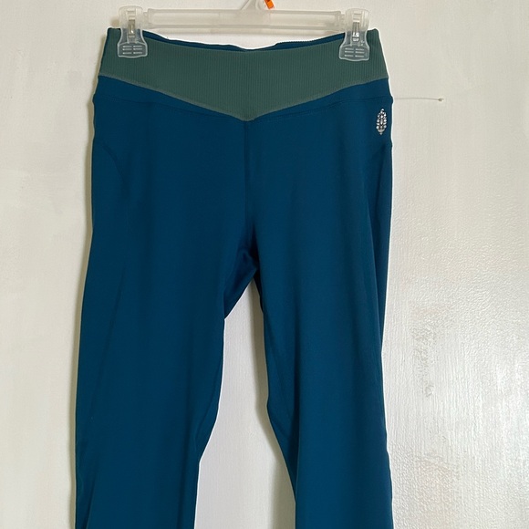 NWOT Free People Movement High-Rise Lucky Star Leggings - Picture 3 of 13